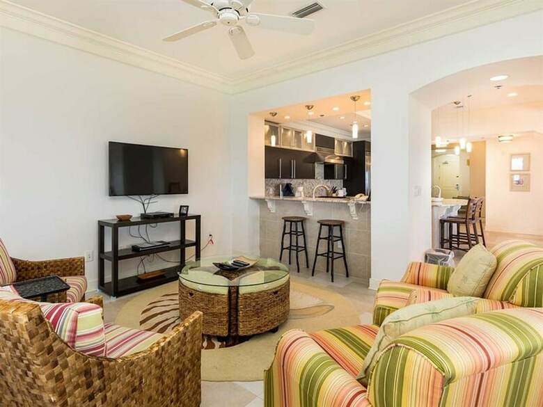 Escapes To The Shores By Meyer Vacation Rentals