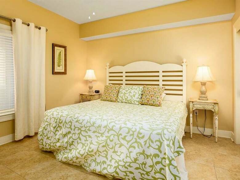 Escapes To The Shores By Meyer Vacation Rentals