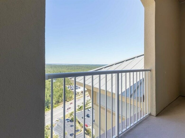 Escapes To The Shores By Meyer Vacation Rentals