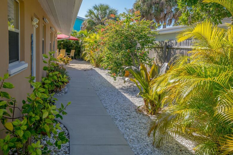 Apartamentos Indian Rocks Beach Suites