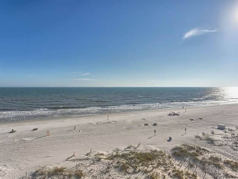 Castaways By Meyer Vacation Rentals