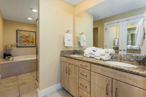 Island Tower By Meyer Vacation Rentals