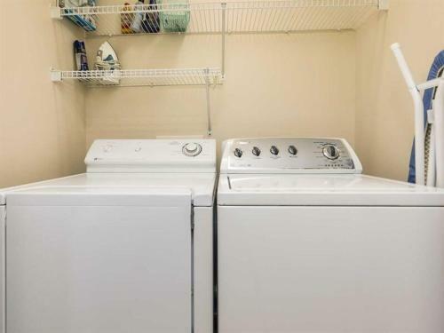 Phoenix VII By Meyer Vacation Rentals