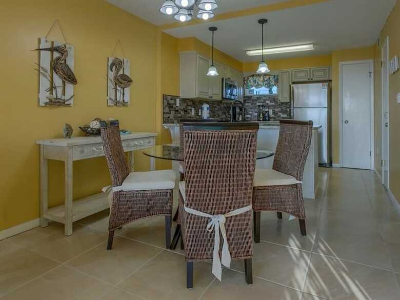 Buena Vista By Meyer Vacation Rentals