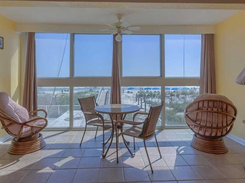Edgewater West By Meyer Vacation Rentals