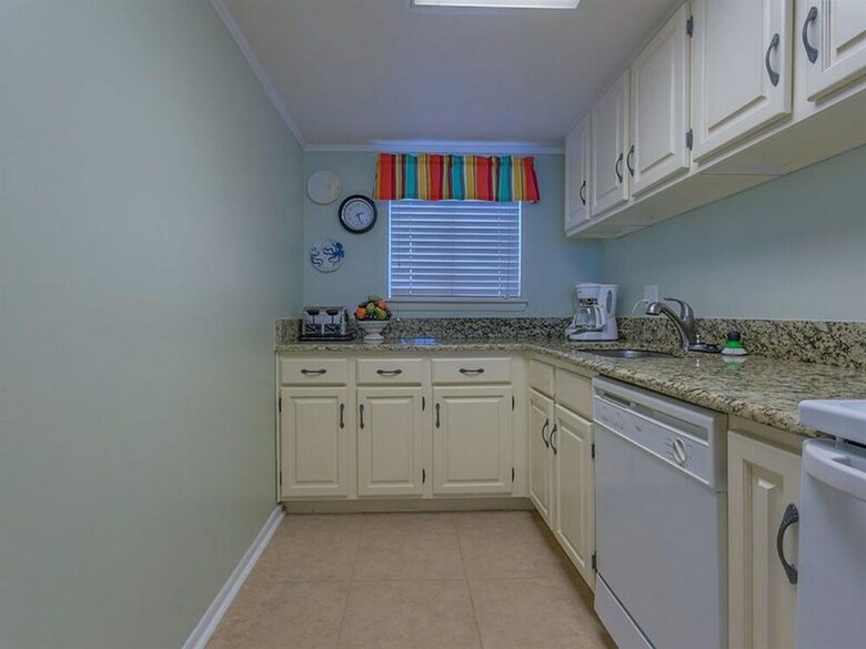 Edgewater West By Meyer Vacation Rentals