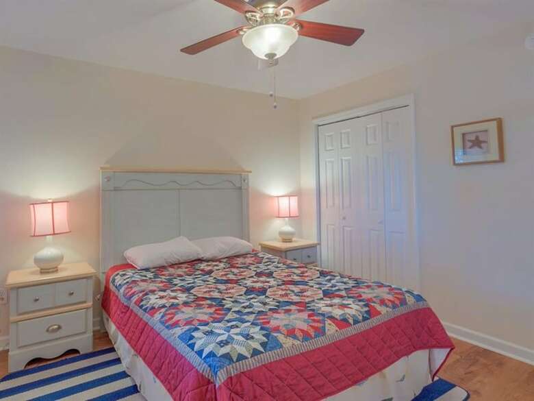 Edgewater West By Meyer Vacation Rentals