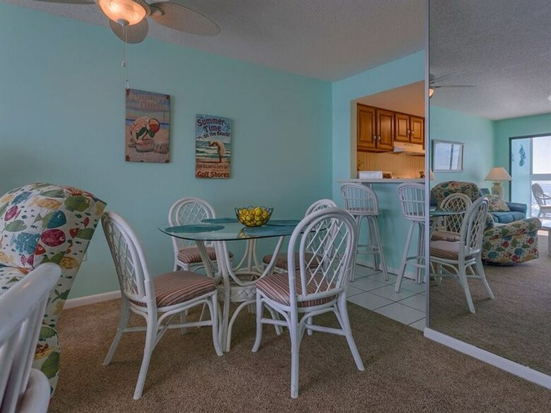 Edgewater West By Meyer Vacation Rentals