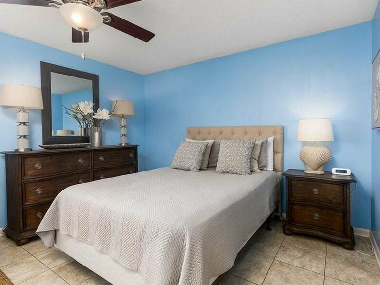 Edgewater West By Meyer Vacation Rentals
