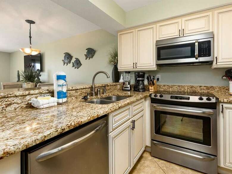 Four Winds By Meyer Vacation Rentals