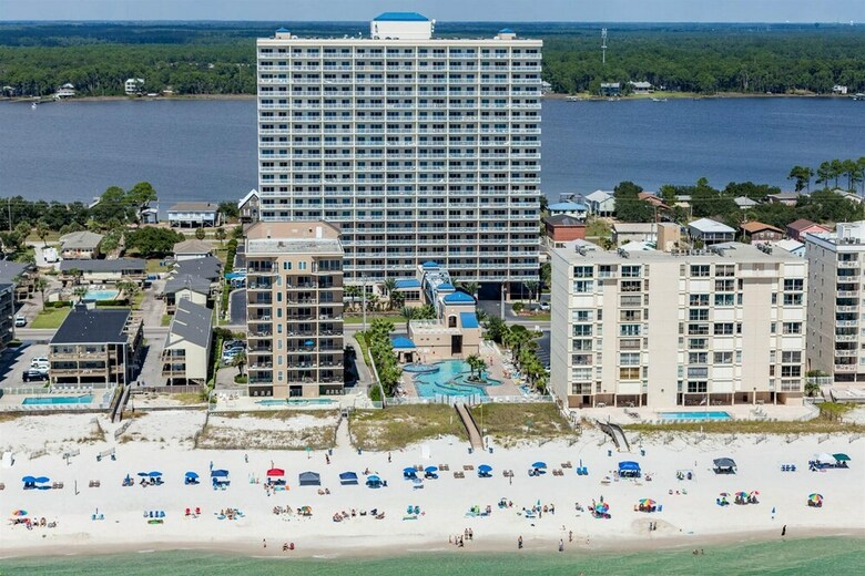 Crystal Tower By Meyer Vacation Rentals
