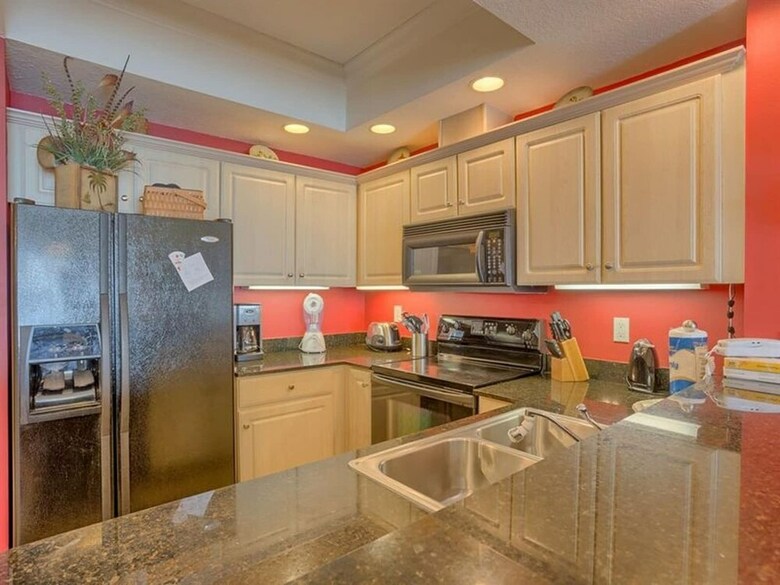Crystal Shores By Meyer Vacation Rentals