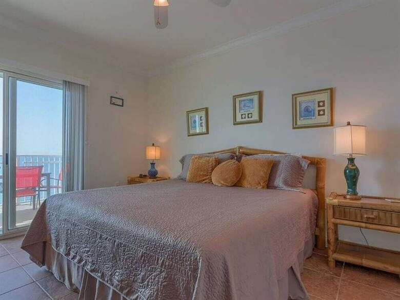 Crystal Shores By Meyer Vacation Rentals
