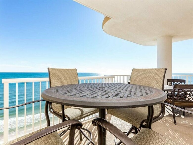 Island Royale By Meyer Vacation Rentals