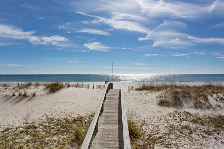 Island Royale By Meyer Vacation Rentals