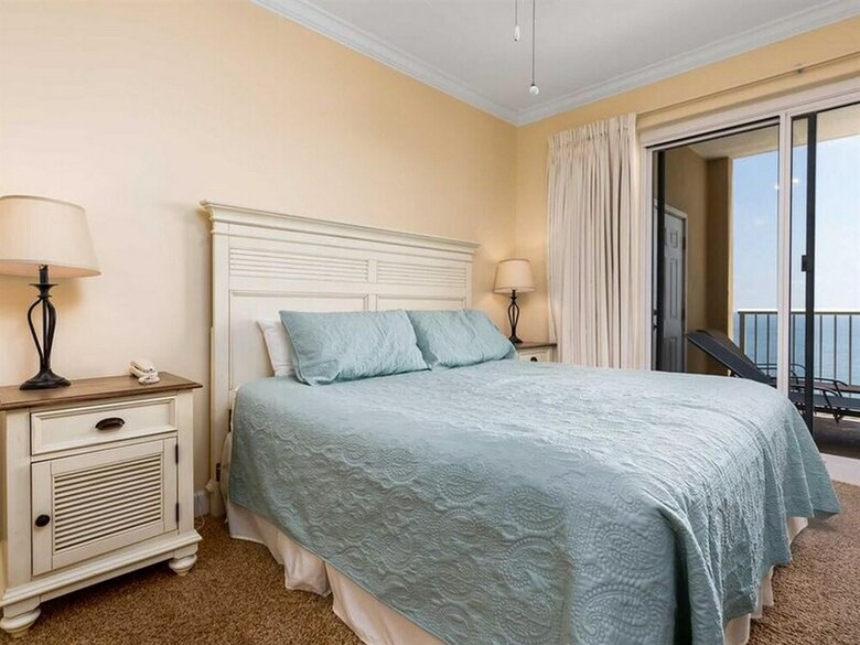Island Royale By Meyer Vacation Rentals