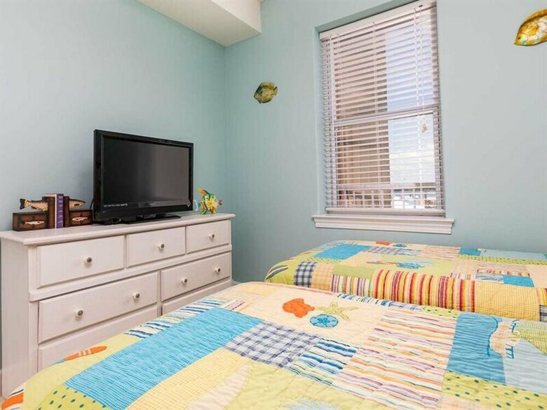 Island Royale By Meyer Vacation Rentals