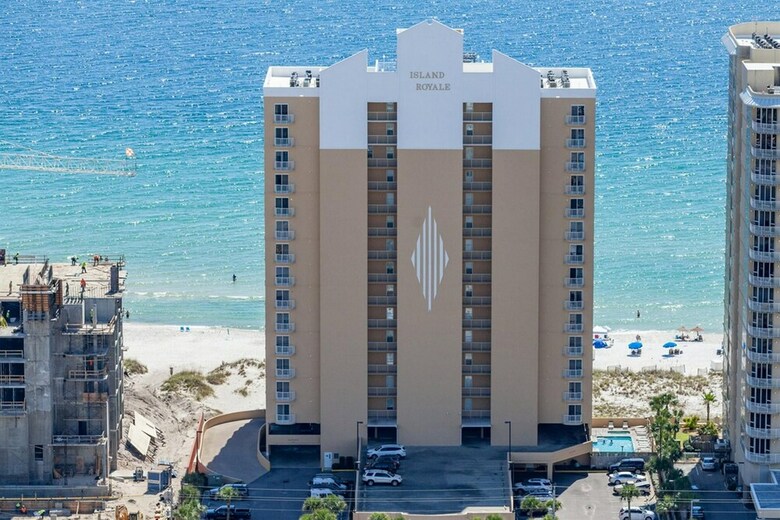 Island Royale By Meyer Vacation Rentals