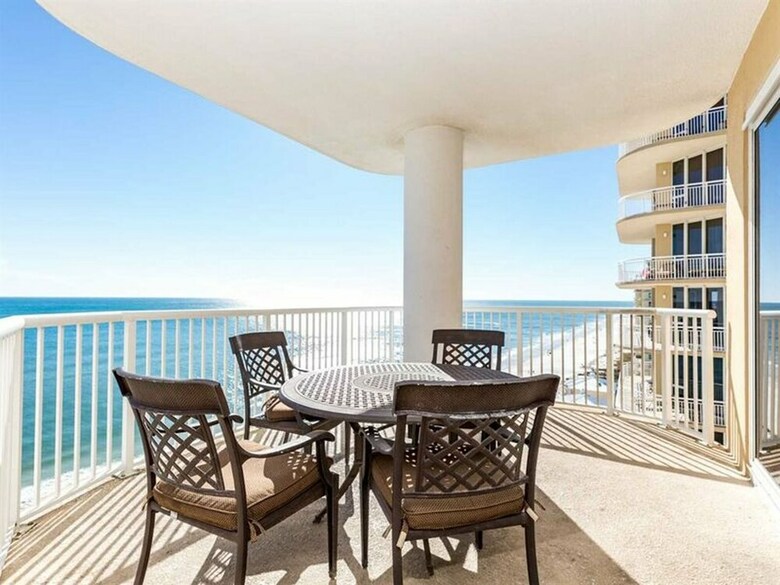 Island Royale By Meyer Vacation Rentals