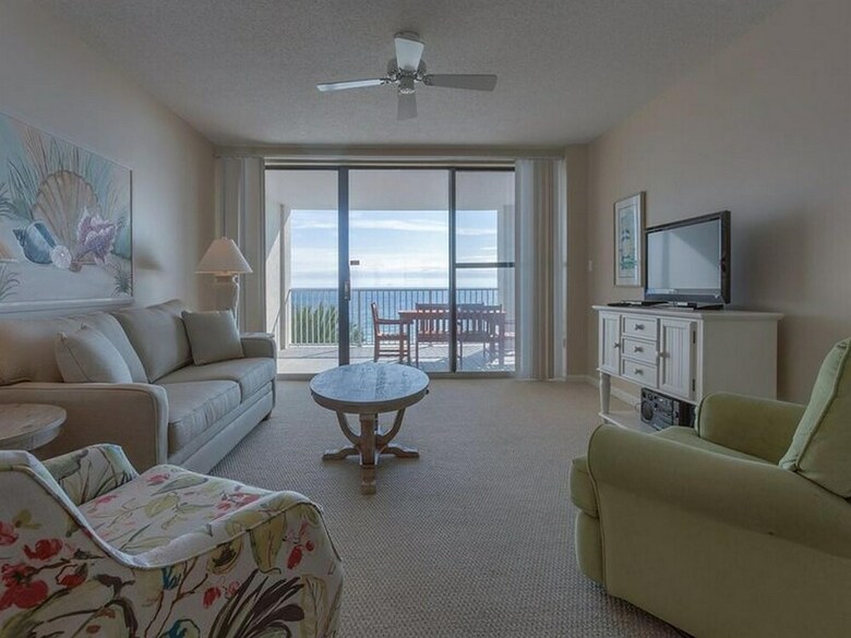 Pelican Pointe By Meyer Vacation Rentals