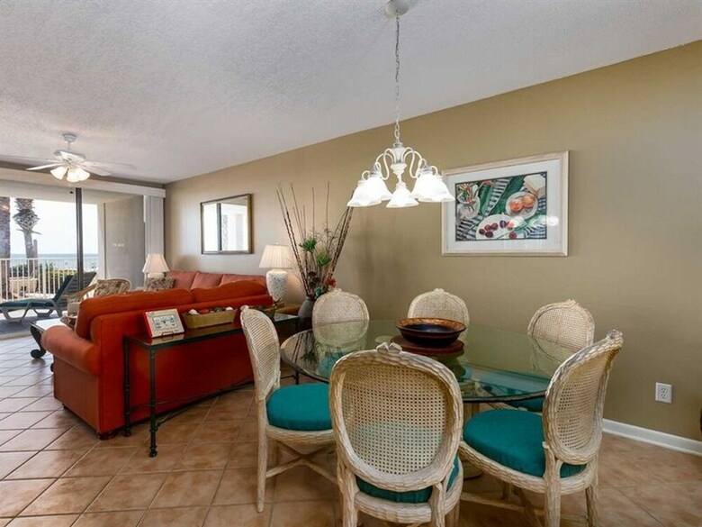 Pelican Pointe By Meyer Vacation Rentals
