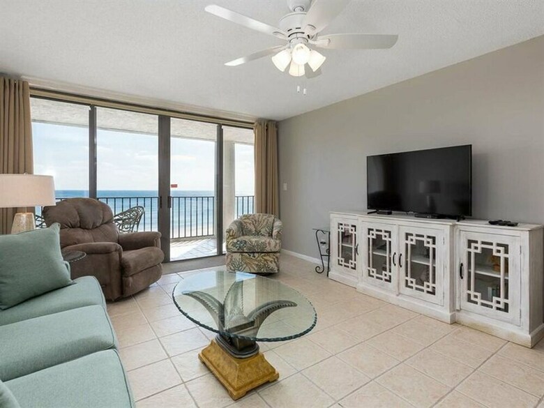 Romar Tower By Meyer Vacation Rentals