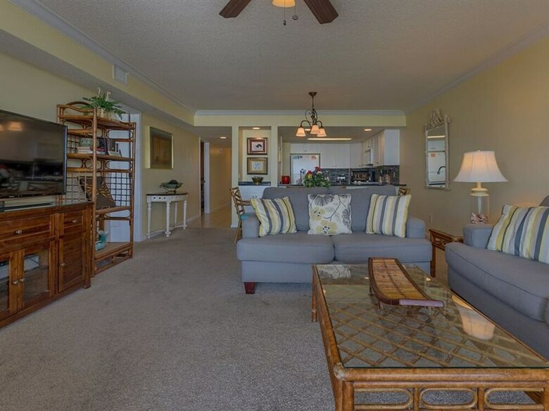 Romar Tower By Meyer Vacation Rentals