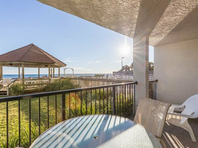 Romar Tower By Meyer Vacation Rentals