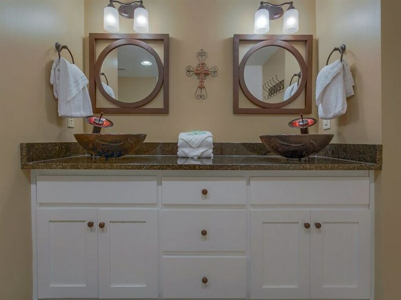 Romar Tower By Meyer Vacation Rentals