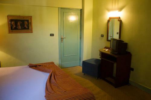 Zayed Hotel