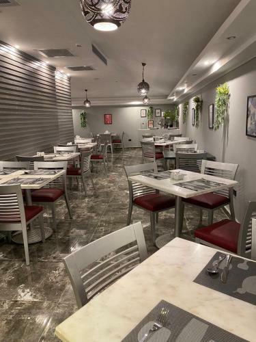 The Karvin Hotel