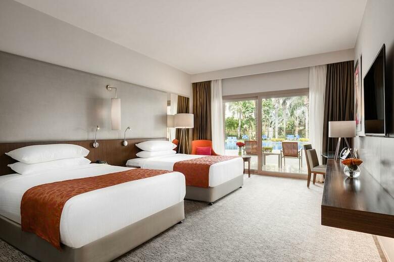 Hotel Dusit Thani Lakeview Cairo