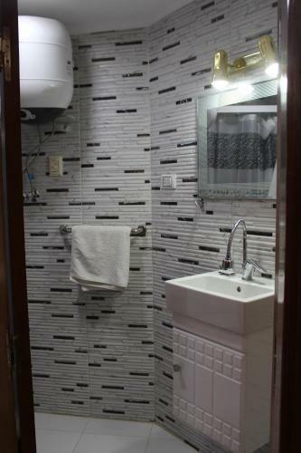 Osiris Hostel Cairo