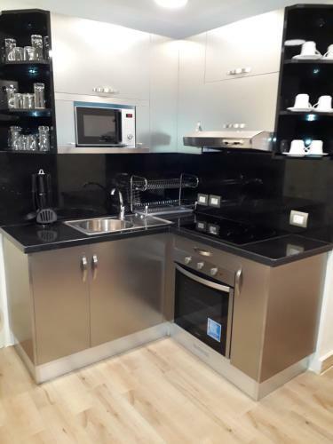 Residence Hotel Suites & Apartments