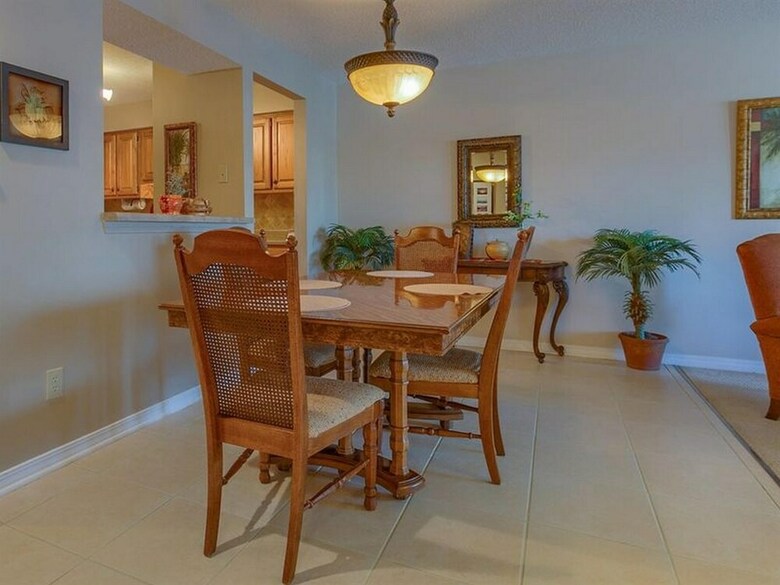 Sea Oats By Meyer Vacation Rentals