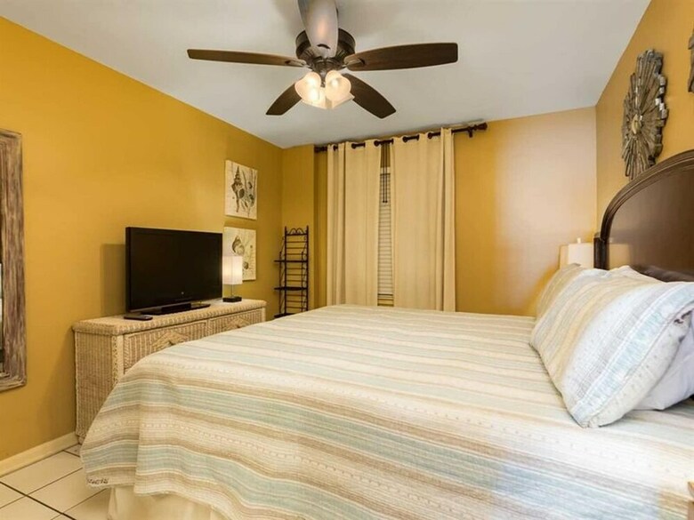 Tradewinds By Meyer Vacation Rentals