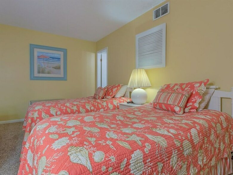 Island Sunrise By Meyer Vacation Rentals