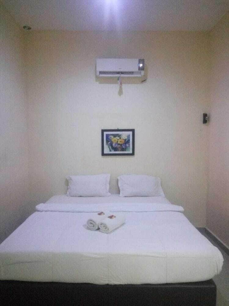 Hotel Surya