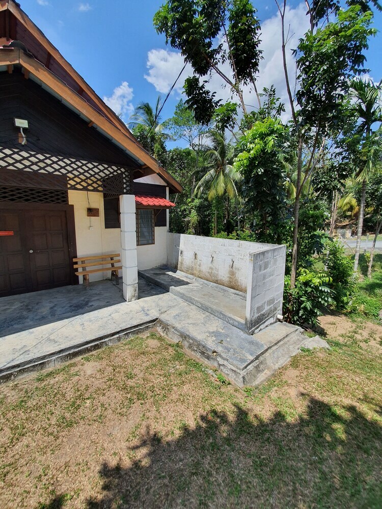 Hotel Spot On 89906 Kendong Village Resort