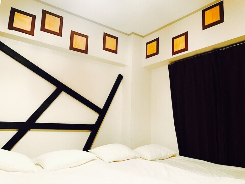 Local Hakozaki Apartment