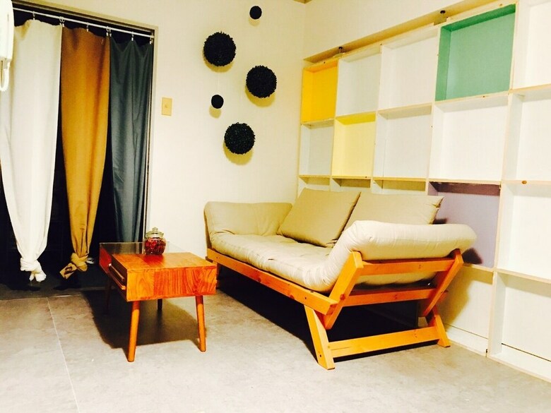 Local Hakozaki Apartment