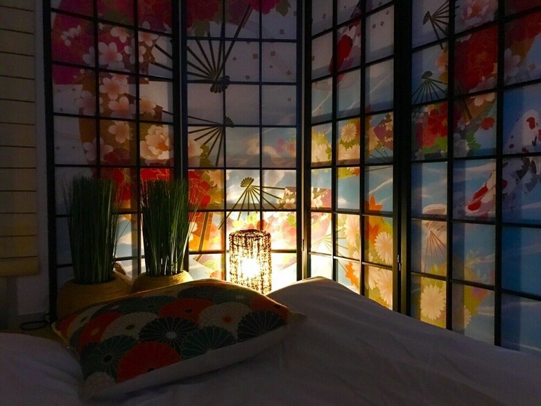 Local Hakozaki Apartment