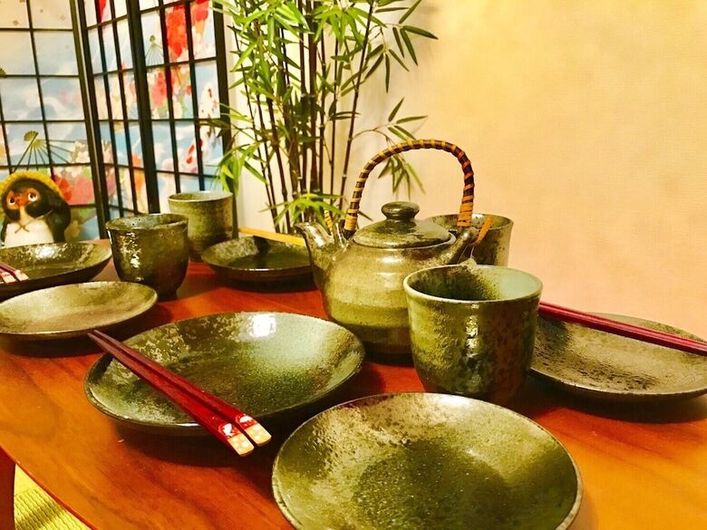 Local Hakozaki Apartment