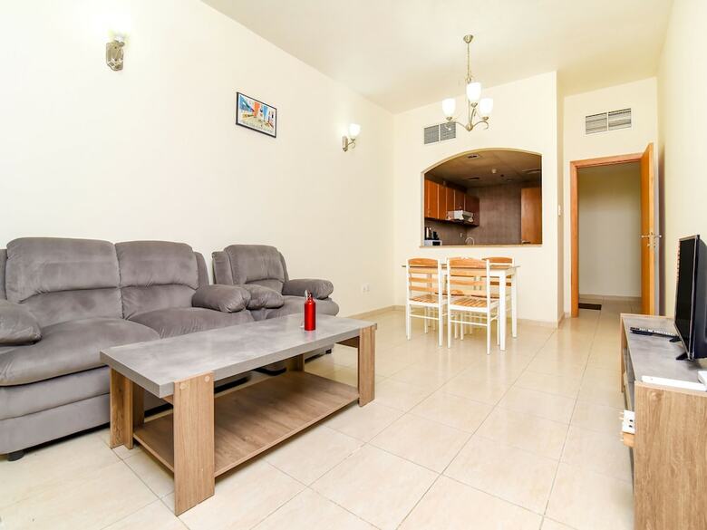 Apartamento Oyo Home 257 1bhk Axis One