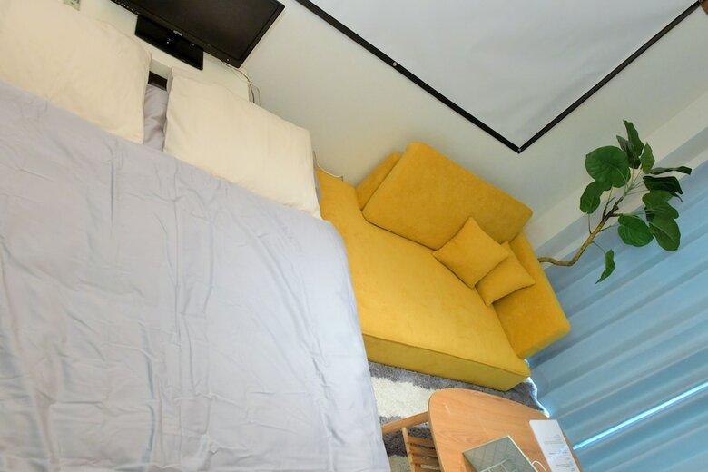 Local Nishijin Apartment
