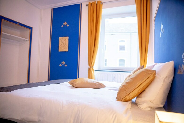 Zythogite 27 Personnes 10 Chambres