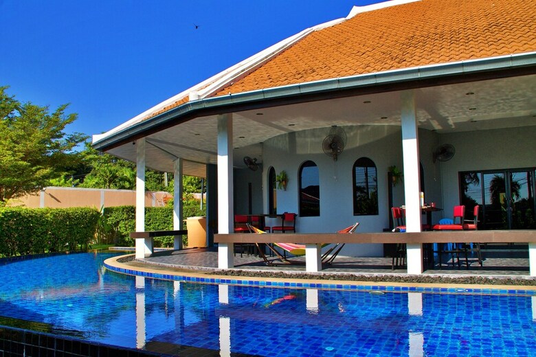 Hotel Heaven - Private Resort Pattaya