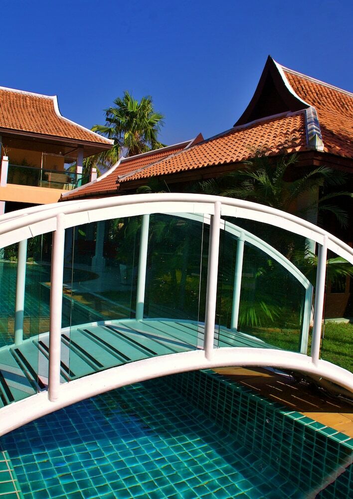 Hotel Heaven - Private Resort Pattaya