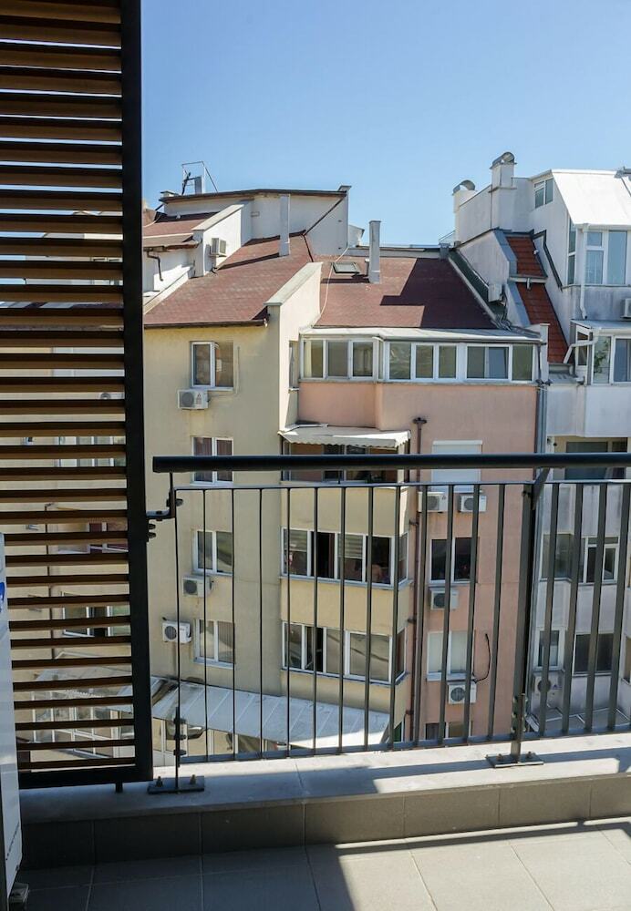 Fm Luxury 2-bdr Apartment - Bright & Modern