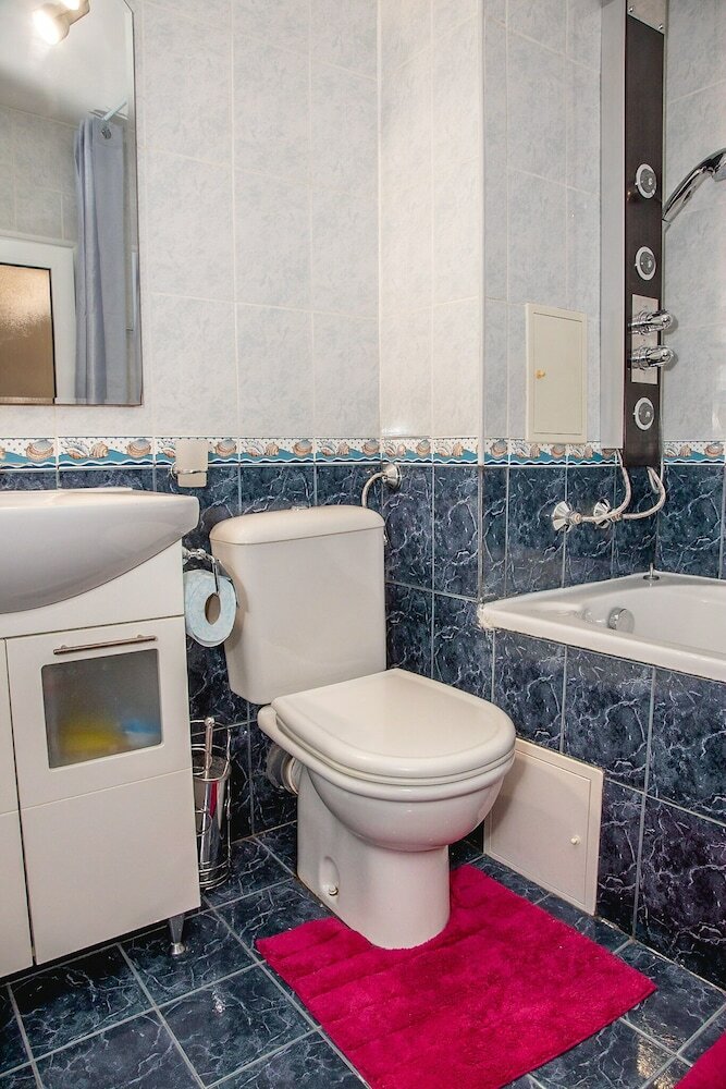 Fm Premium 1-bdr Apartment - Colorful Central